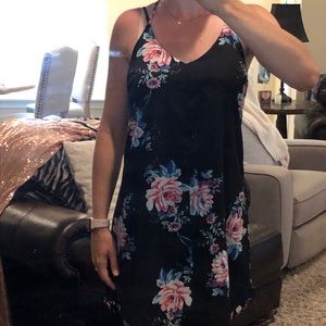 Flowy flower print dress